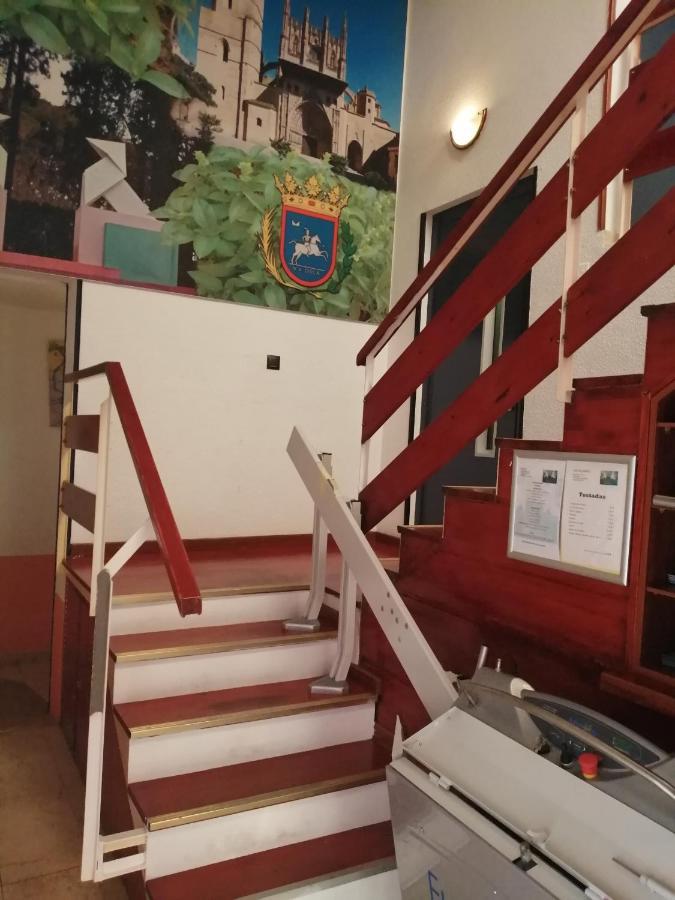 Hostal Jaime I Хуеска Екстериор снимка