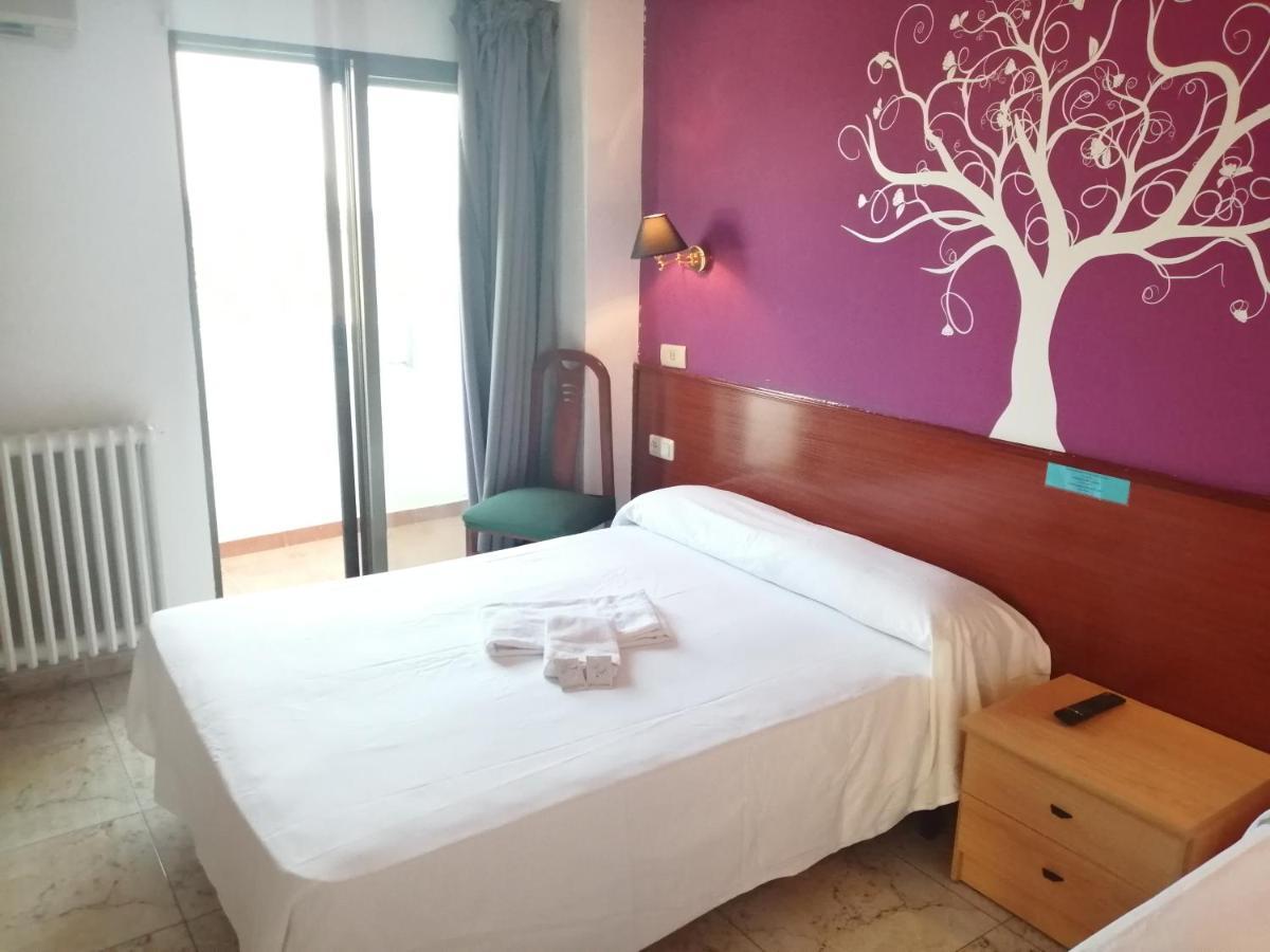 Hostal Jaime I Хуеска Екстериор снимка