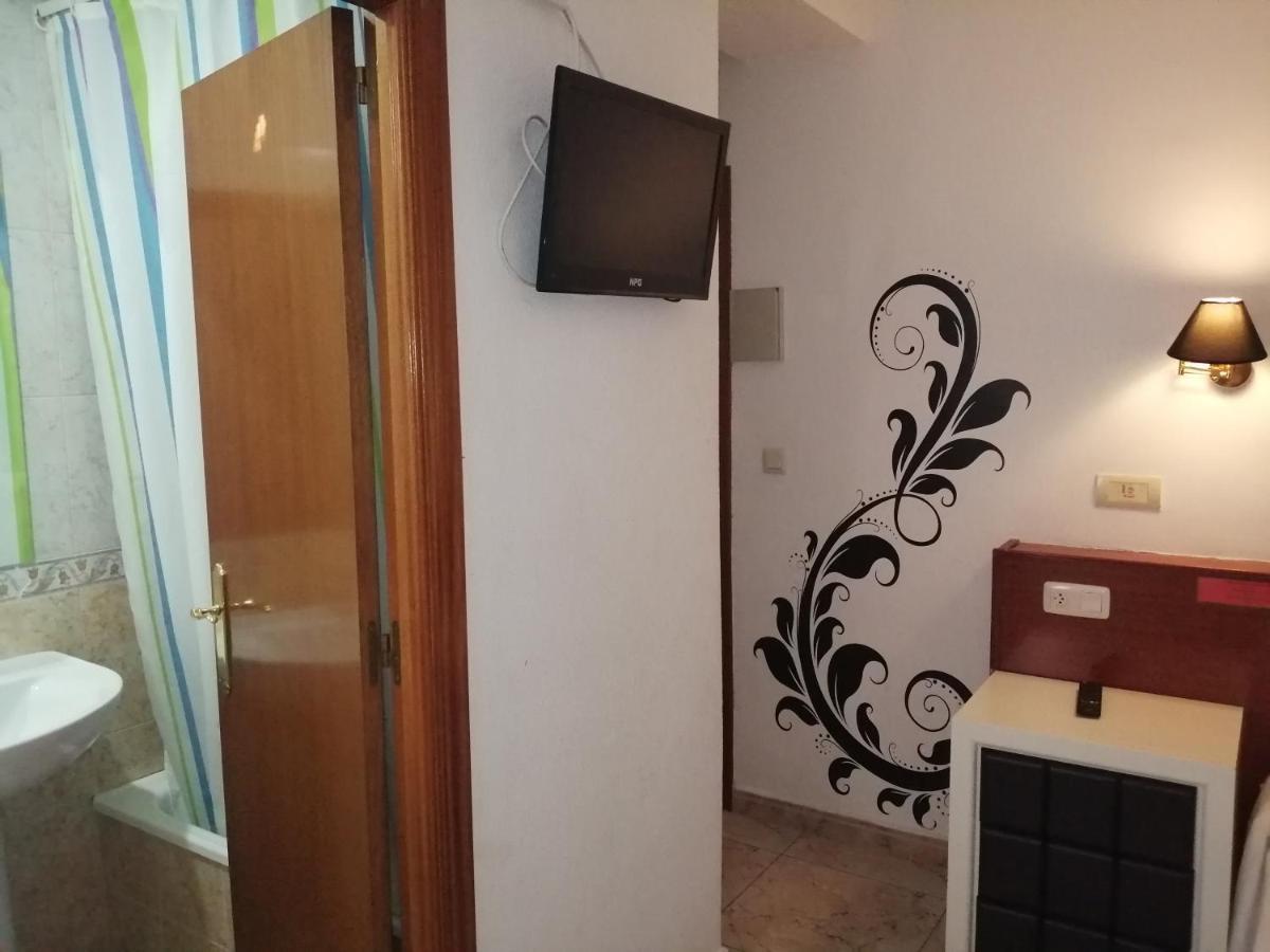 Hostal Jaime I Хуеска Екстериор снимка