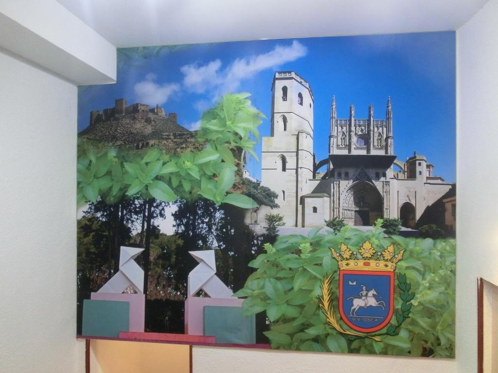 Hostal Jaime I Хуеска Екстериор снимка