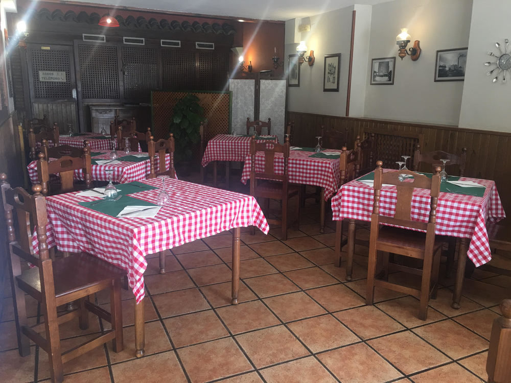 Hostal Jaime I Хуеска Екстериор снимка